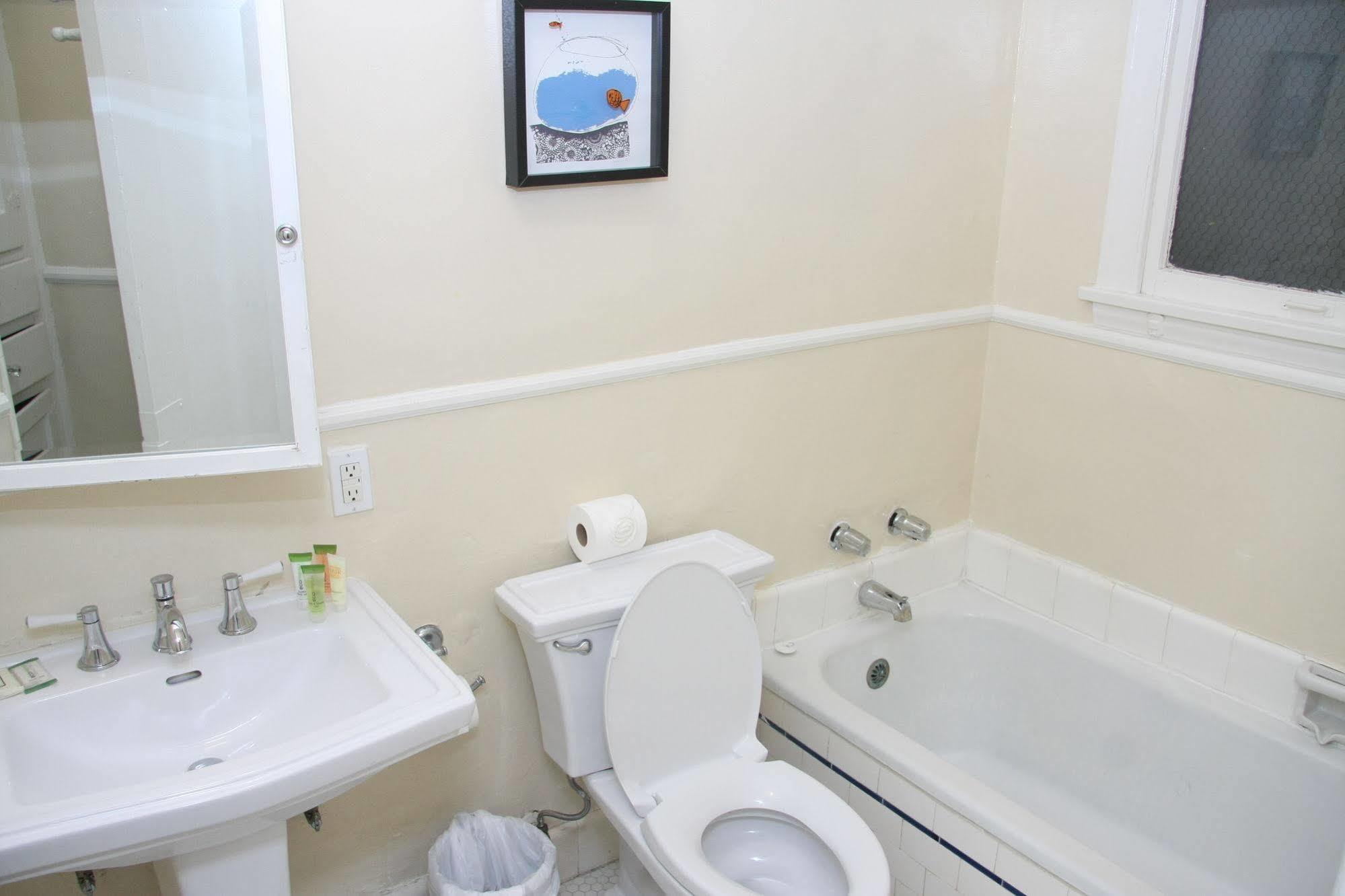לוס אנג'לס West Hollywood Vintage Vacation Apt. מראה חיצוני תמונה